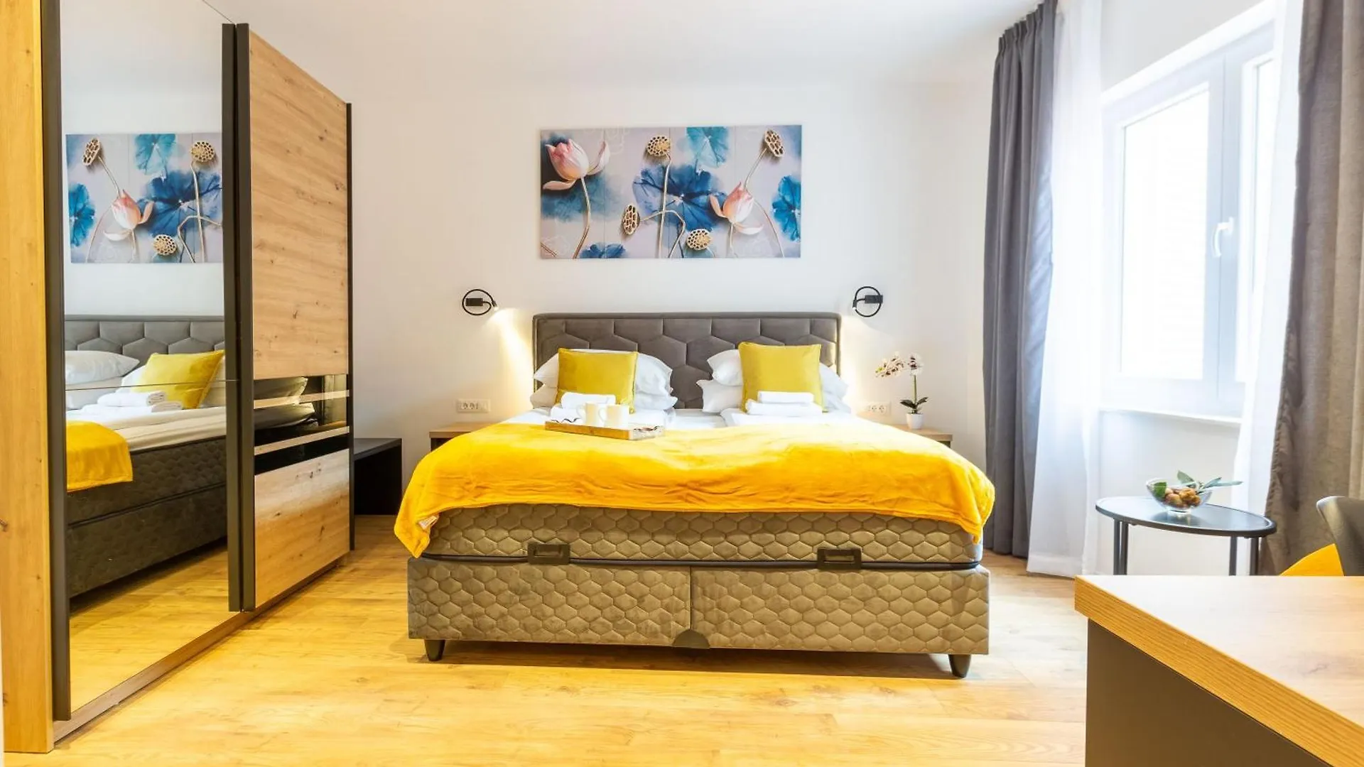 2M Exclusive Rooms Zára
