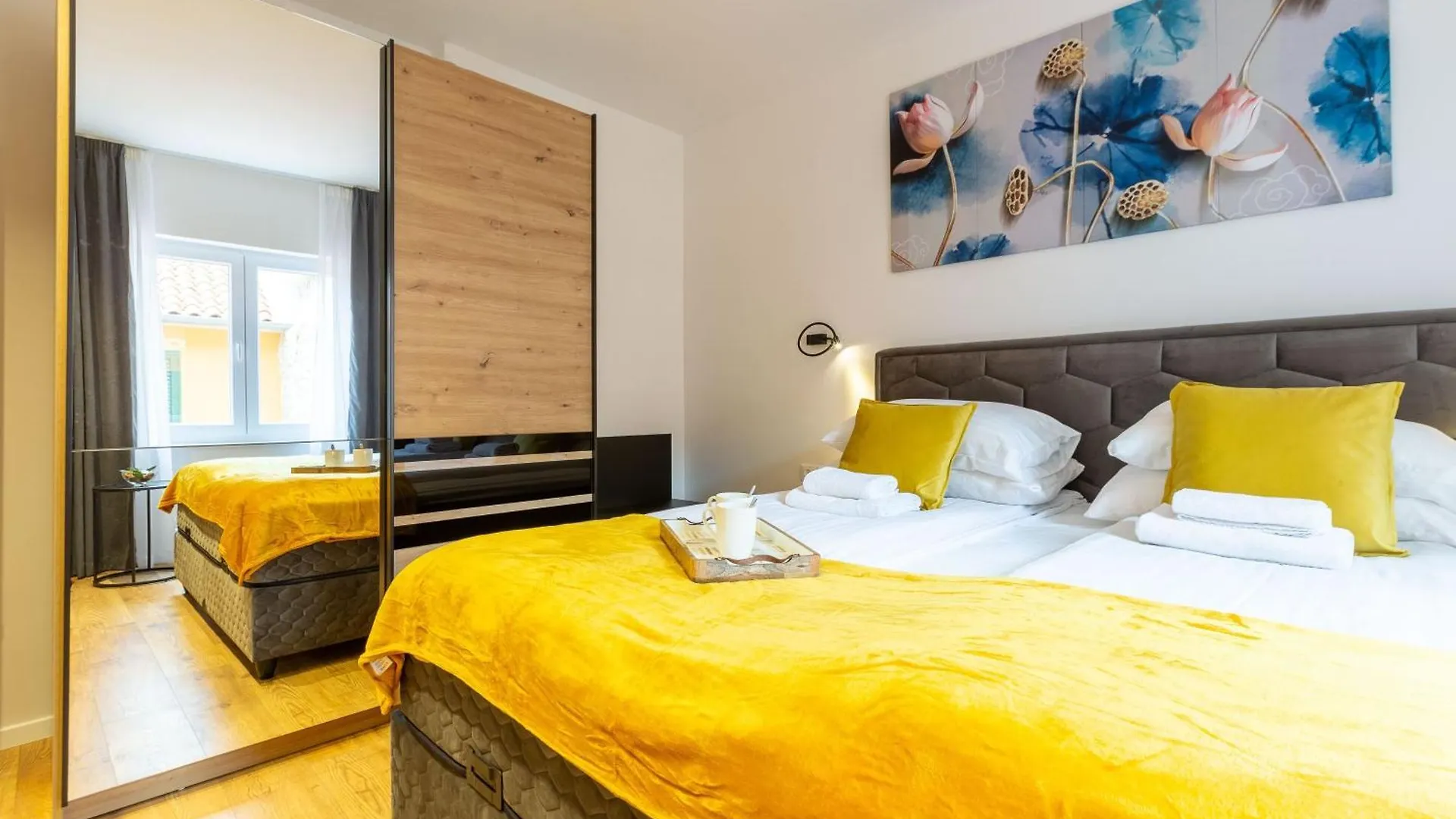 2M Exclusive Rooms Zára